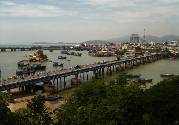 Nha Trang · VinWonders · Đảo Hòn Mun